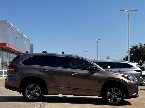 2018 Toyota Highlander Limited Platinum