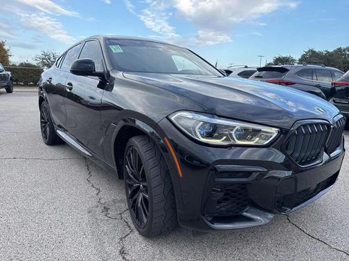 2023 BMW X6 M50i