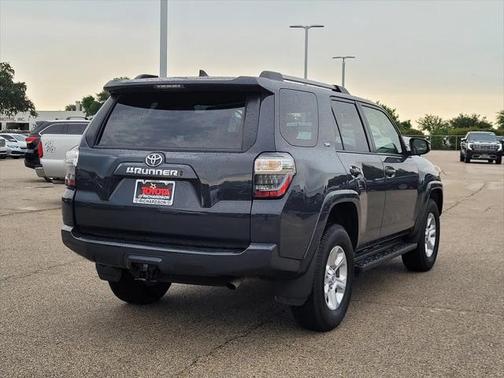 2024 Toyota 4Runner SR5