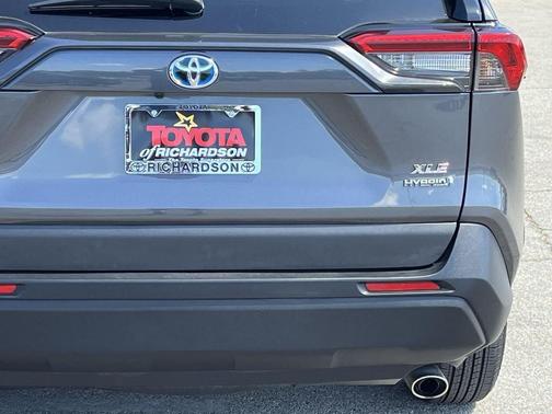 Magnetic Gray Metallic 2022 Toyota RAV4 Hybrid XLE