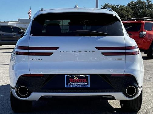2024 Genesis GV70 2.5T AWD