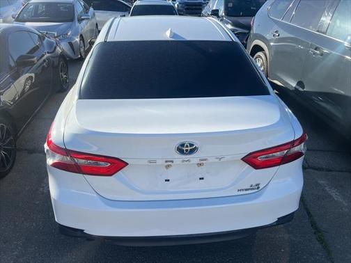 2019 Toyota Camry Hybrid LE