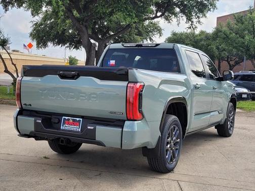 2025 Toyota Tundra Hybrid Platinum