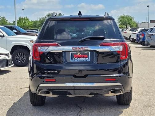2022 GMC Acadia Denali