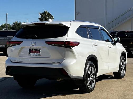 2020 Toyota Highlander XLE
