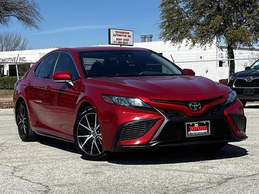 2023 Toyota Camry SE