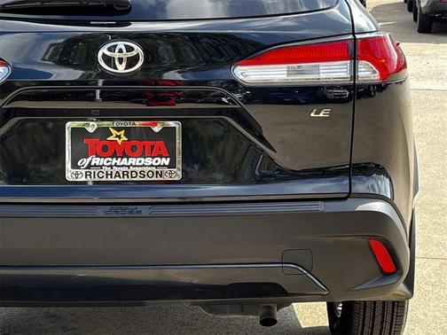 2025 Toyota Corolla Cross Base