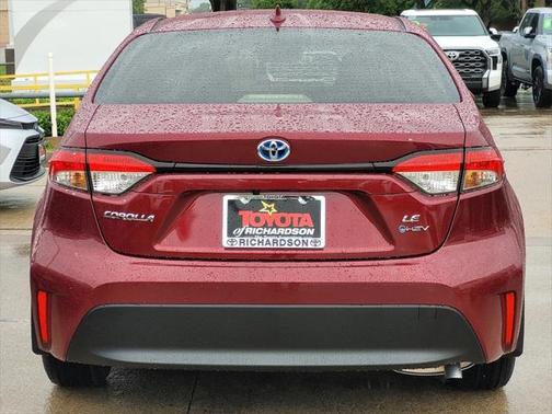 2025 Toyota Corolla Hybrid LE