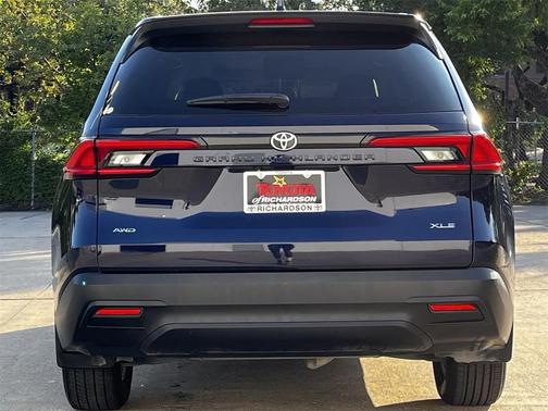 2024 Toyota Grand Highlander XLE
