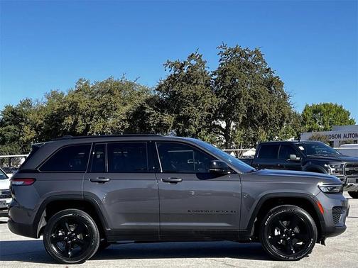 2024 Jeep Grand Cherokee Altitude