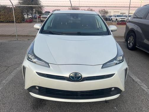 2022 Toyota Prius XLE