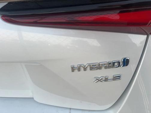 2022 Toyota Prius XLE
