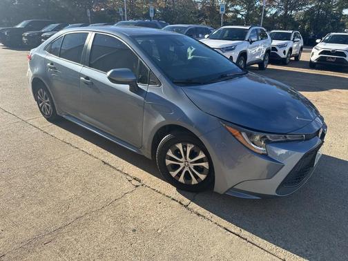 2022 Toyota Corolla Hybrid LE