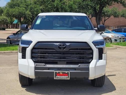 2025 Toyota Tundra SR5