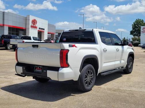 2025 Toyota Tundra SR5