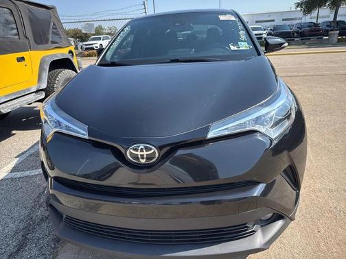 2018 Toyota C-HR XLE Premium