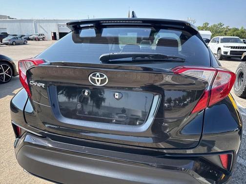 2018 Toyota C-HR XLE Premium