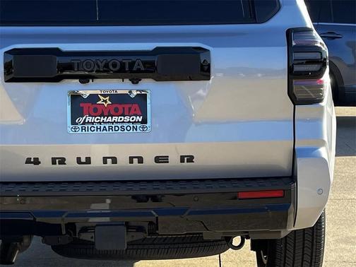 2025 Toyota 4Runner Hybrid Platinum