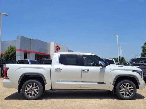 2025 Toyota Tundra Hybrid 1794 Edition