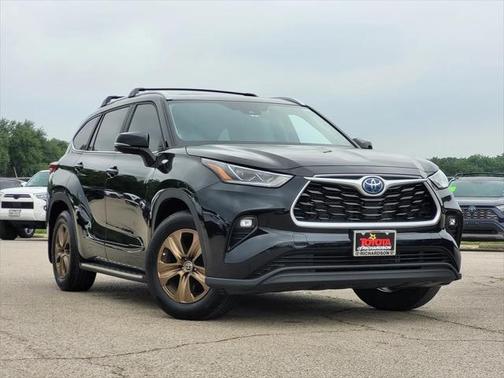 2023 Toyota Highlander Hybrid XLE
