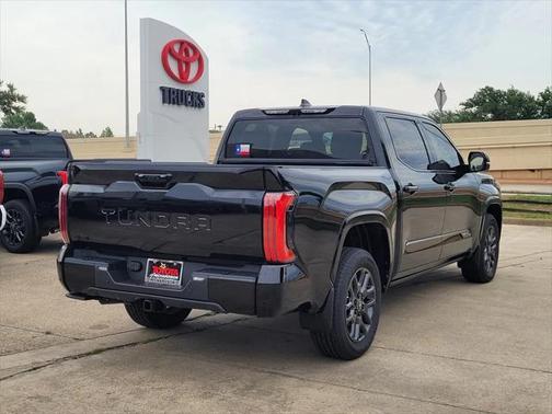 2025 Toyota Tundra Platinum