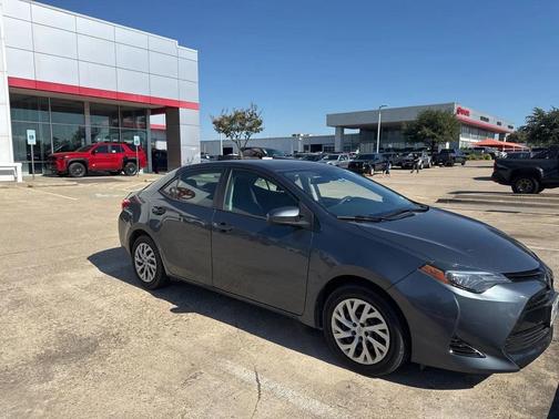 2018 Toyota Corolla LE