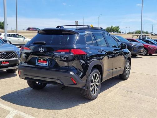 2025 Toyota Corolla Cross XLE