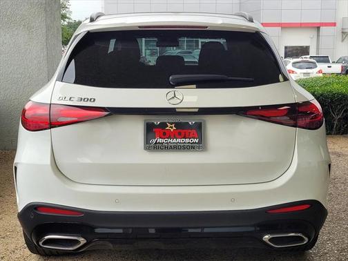 2023 Mercedes-Benz GLC 300 Base