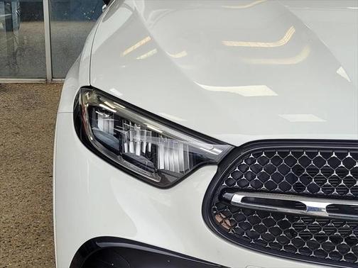2023 Mercedes-Benz GLC 300 Base