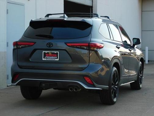2023 Toyota Highlander XSE