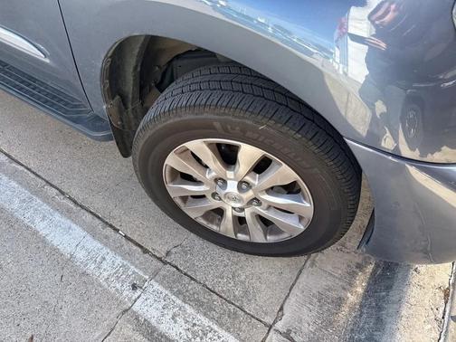 2022 Toyota Sequoia Platinum