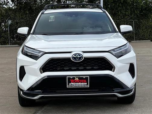 2024 Toyota RAV4 Prime SE