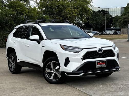 2024 Toyota RAV4 Prime SE
