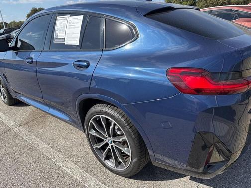 2022 BMW X4 M40i