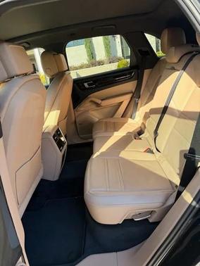 2019 Porsche Cayenne Cayenne