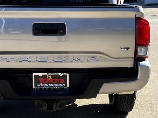 2018 Toyota Tacoma SR5