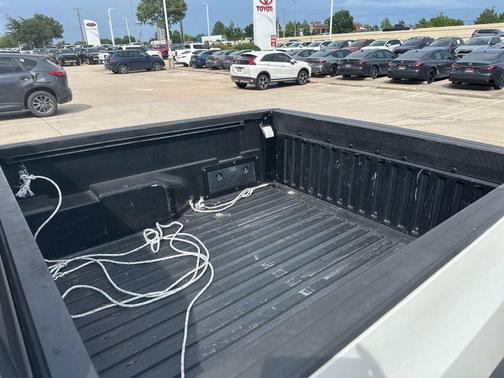 Super White 2016 Toyota Tacoma SR5