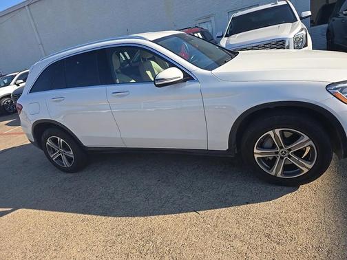2022 Mercedes-Benz GLC 300 4MATIC