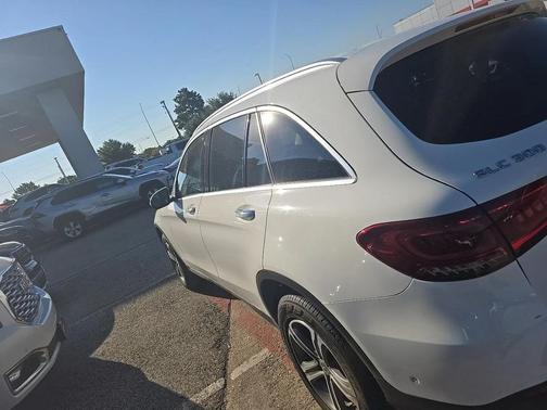 2022 Mercedes-Benz GLC 300 4MATIC