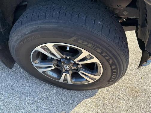 2018 Toyota Tacoma TRD Sport