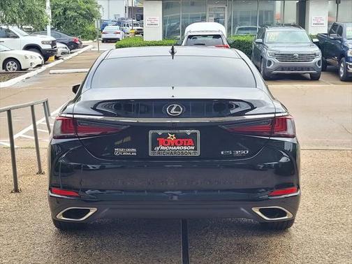 2025 Lexus ES 350 Base