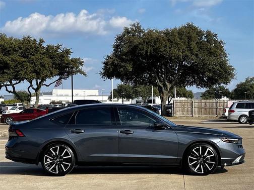 2023 Honda Accord Hybrid Touring