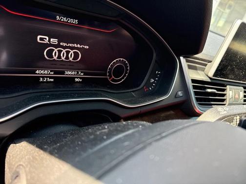2020 Audi Q5 45 Premium Plus