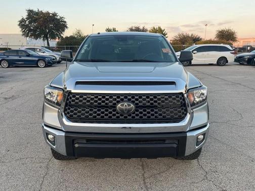 2018 Toyota Tundra SR5
