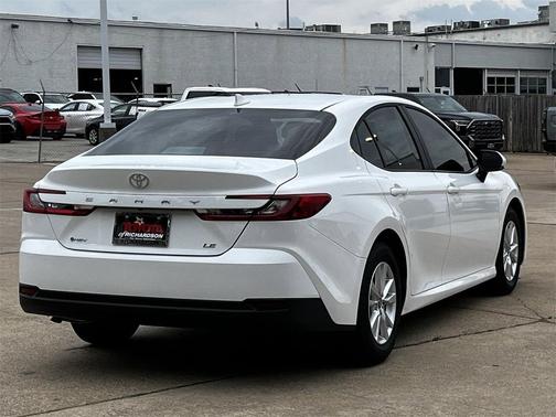 2026 Toyota Camry LE