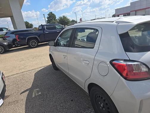 2023 Mitsubishi Mirage ES