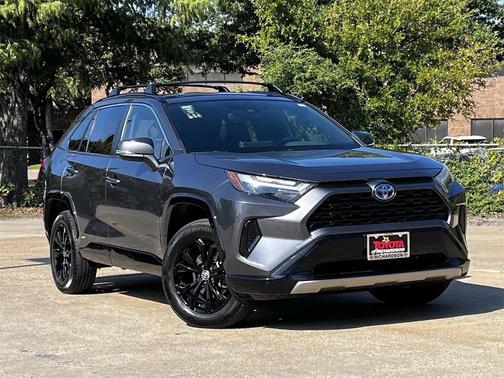 2023 Toyota RAV4 Hybrid SE