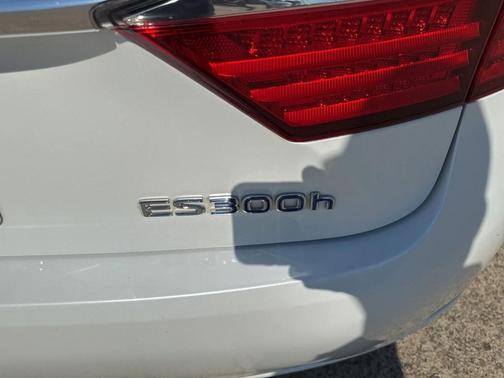 2013 Lexus ES 300h Base