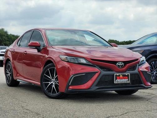 2022 Toyota Camry LE