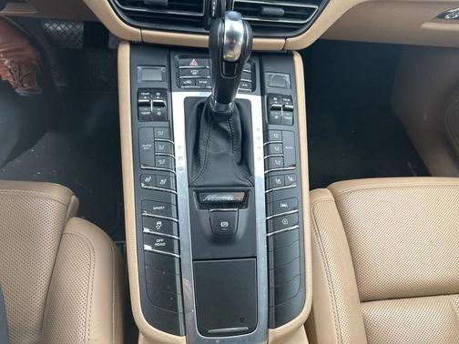 2019 Porsche Macan S